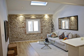 DUPLEX FONTAINE - Appartement Duplex coeur vieil Antibes Old city Marché provencal